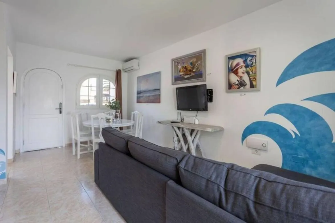 Coralejo Beach Villa Agua With Private Pool, Bbq & Fast Wifi By Amazzzing Travel Corralejo