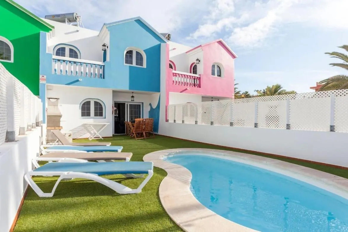 Coralejo Beach Villa Agua With Private Pool, Bbq & Fast Wifi By Amazzzing Travel Corralejo