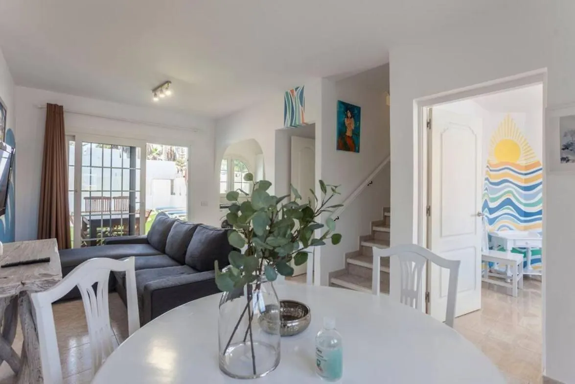 Coralejo Beach Villa Agua With Private Pool, Bbq & Fast Wifi By Amazzzing Travel Corralejo